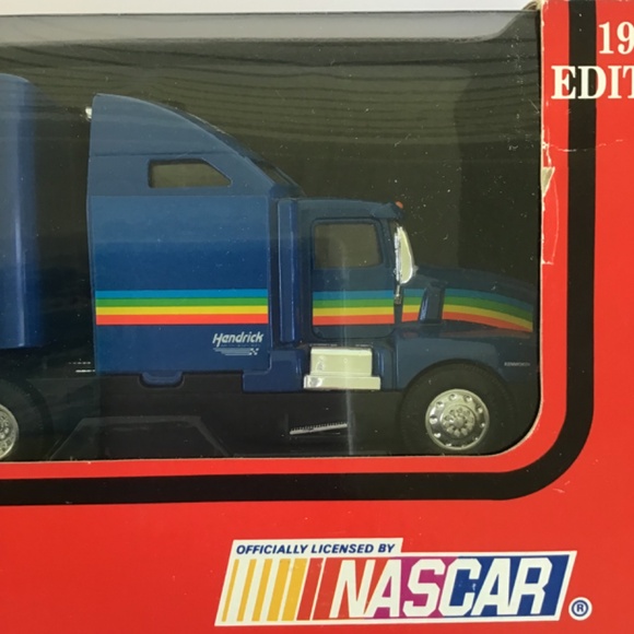 NIB NASCAR Jeff Gordon #24 Transporter Vintage 1993 1:43 Scale Memorabilia New - Picture 2 of 14